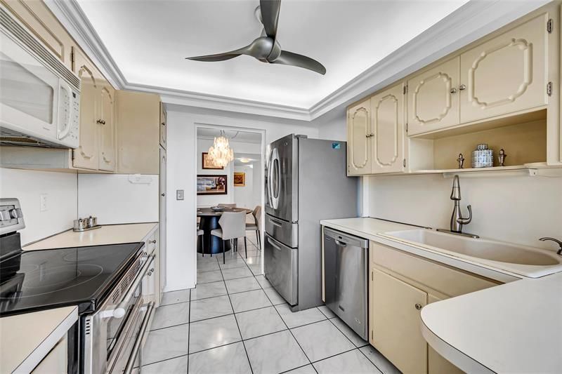 3050 NE 47th Court, Unit 201, Fort Lauderdale, FL 33308 Photo