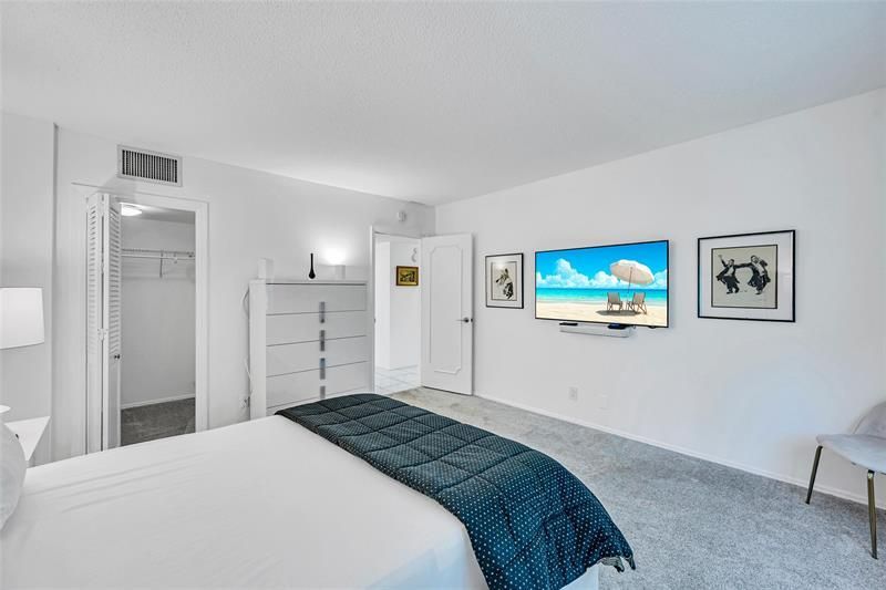 3050 NE 47th Court, Unit 201, Fort Lauderdale, FL 33308 Photo