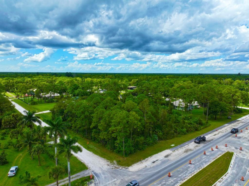 8601 Seminole Pratt, The Acreage, FL 33470 Photo