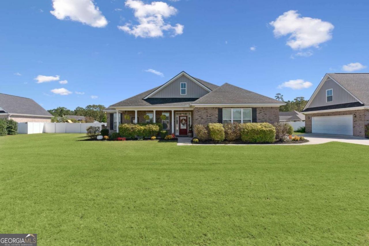 121 Stadium Drive, Guyton, GA 31312 Main Photo