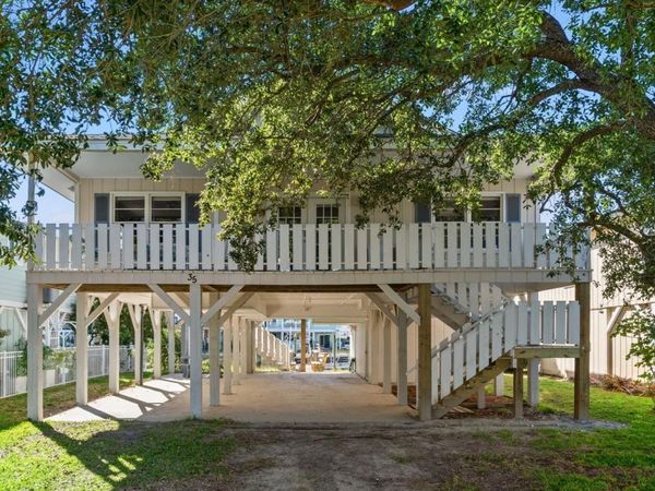 35 Monroe St., Ocean Isle Beach, NC 28469