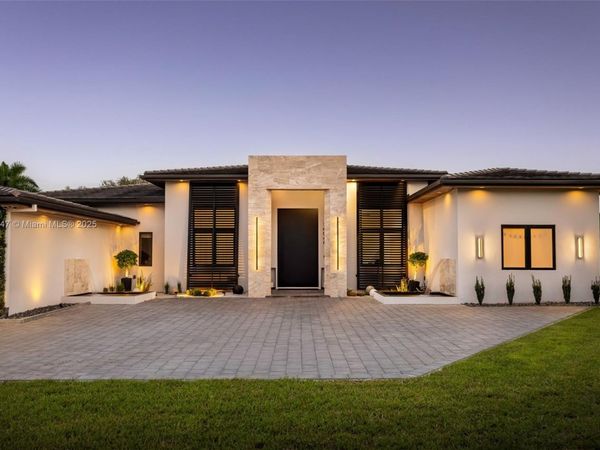 14940 SW 16th Ct, Davie, FL 33326