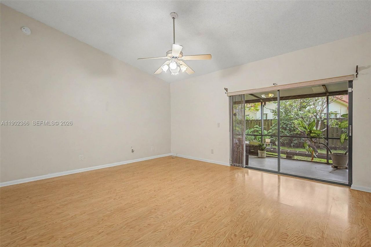 5641 Thistledown Ter, Davie, FL 33331 Photo