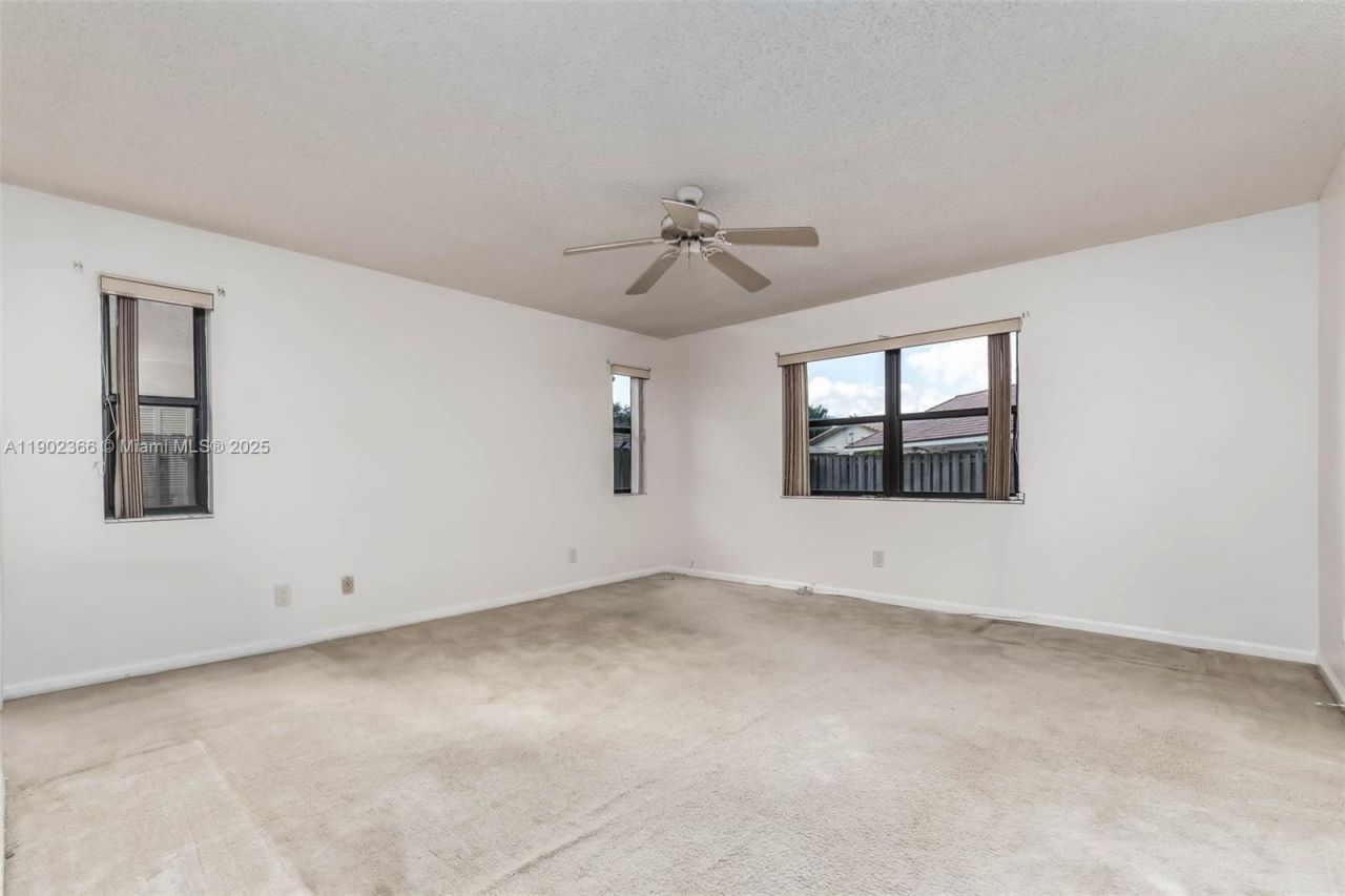 5641 Thistledown Ter, Davie, FL 33331 Photo