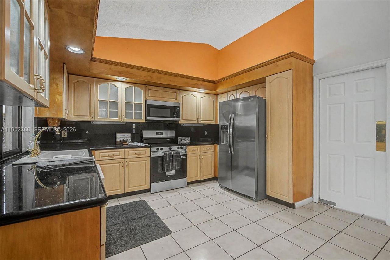 5641 Thistledown Ter, Davie, FL 33331 Photo