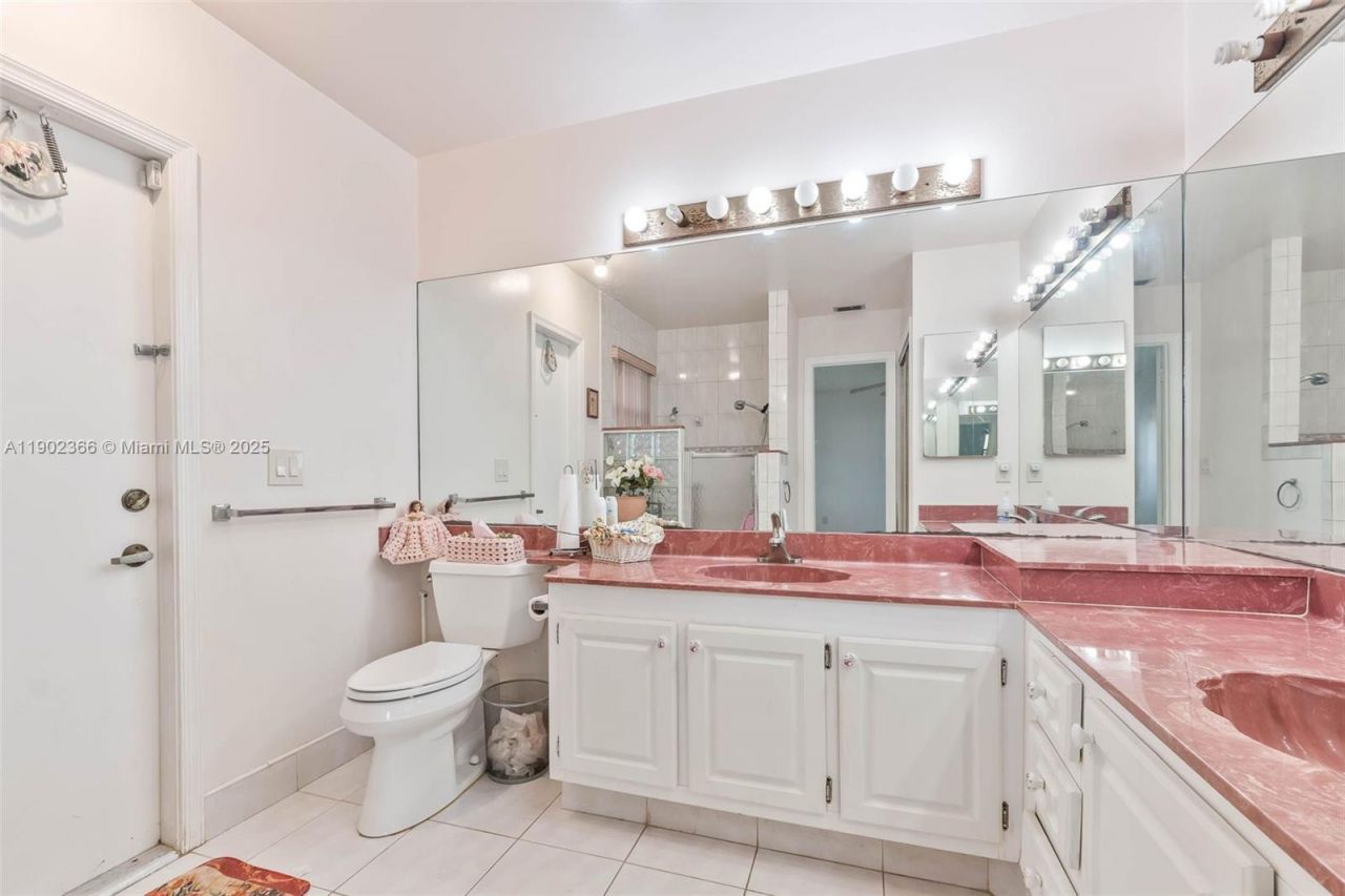 5641 Thistledown Ter, Davie, FL 33331 Photo