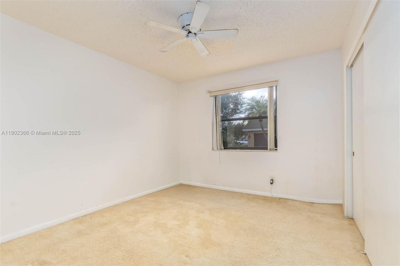 5641 Thistledown Ter, Davie, FL 33331 Photo