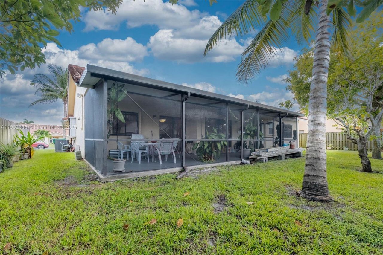 5641 Thistledown Ter, Davie, FL 33331 Photo