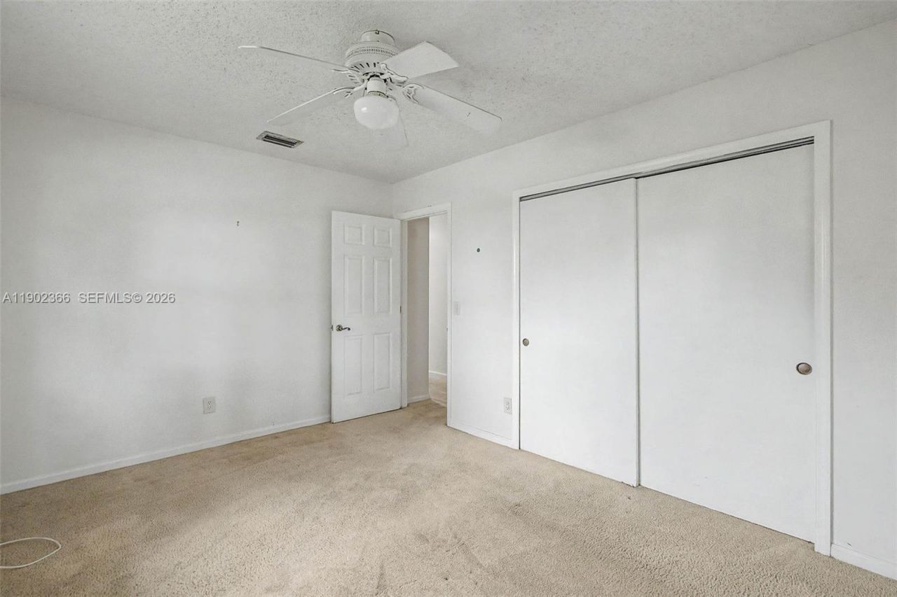 5641 Thistledown Ter, Davie, FL 33331 Photo