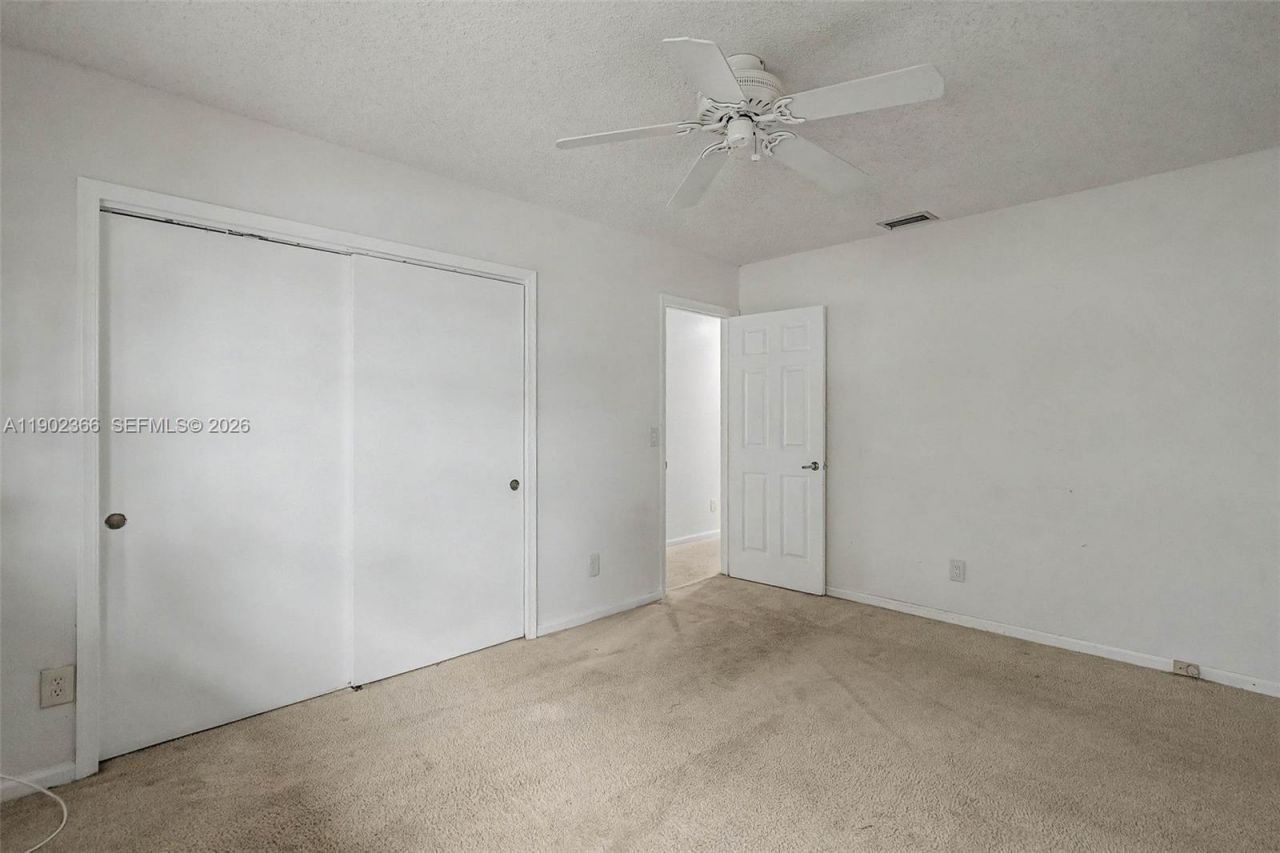 5641 Thistledown Ter, Davie, FL 33331 Photo