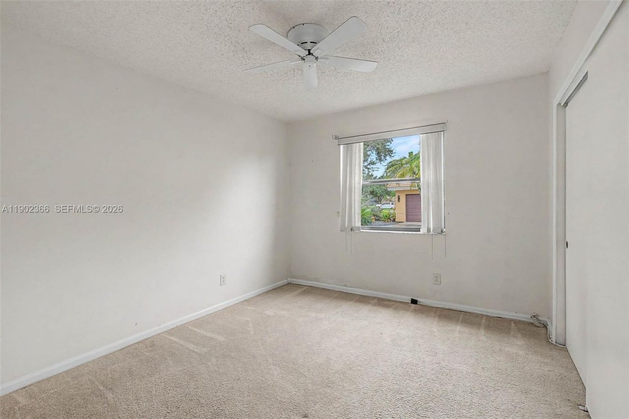 5641 Thistledown Ter, Davie, FL 33331 Photo