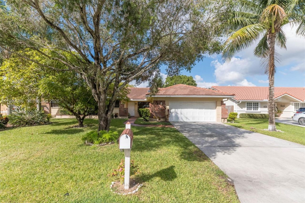 5641 Thistledown Ter, Davie, FL 33331 Photo