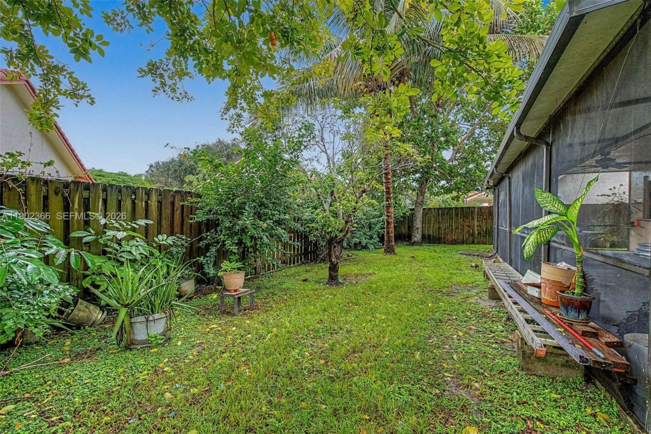 5641 Thistledown Ter, Davie, FL 33331 Photo