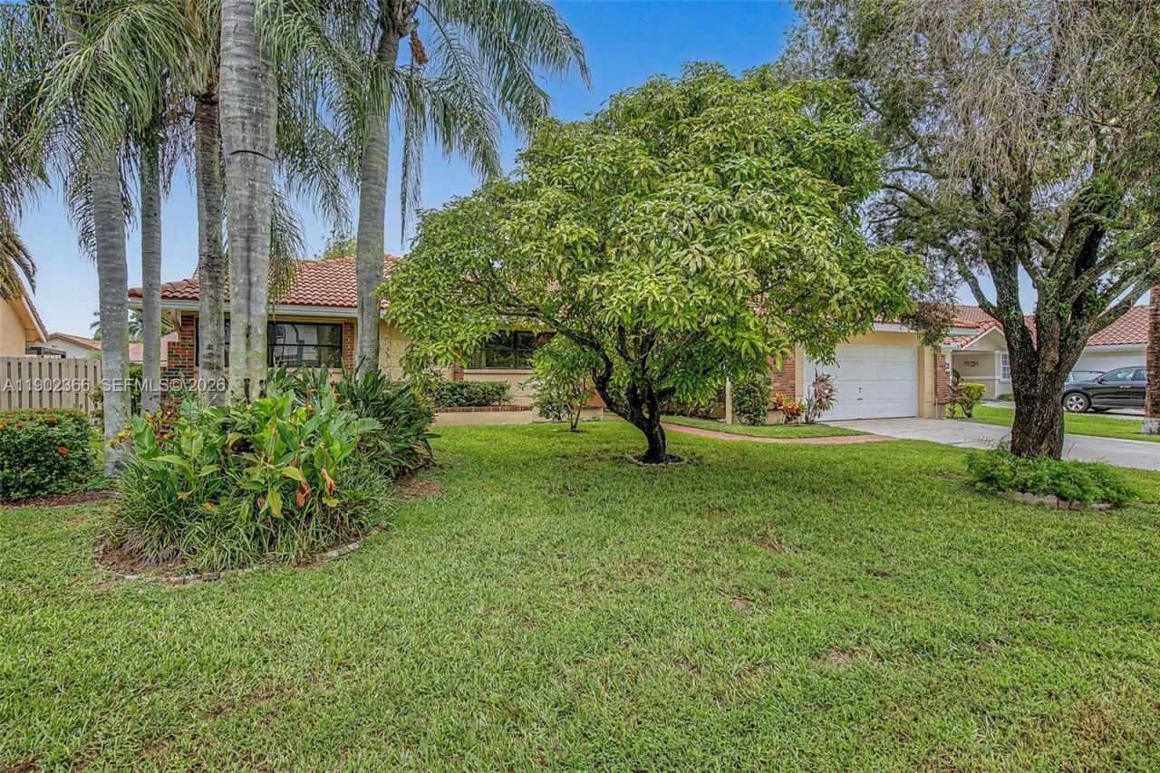 5641 Thistledown Ter, Davie, FL 33331 Photo