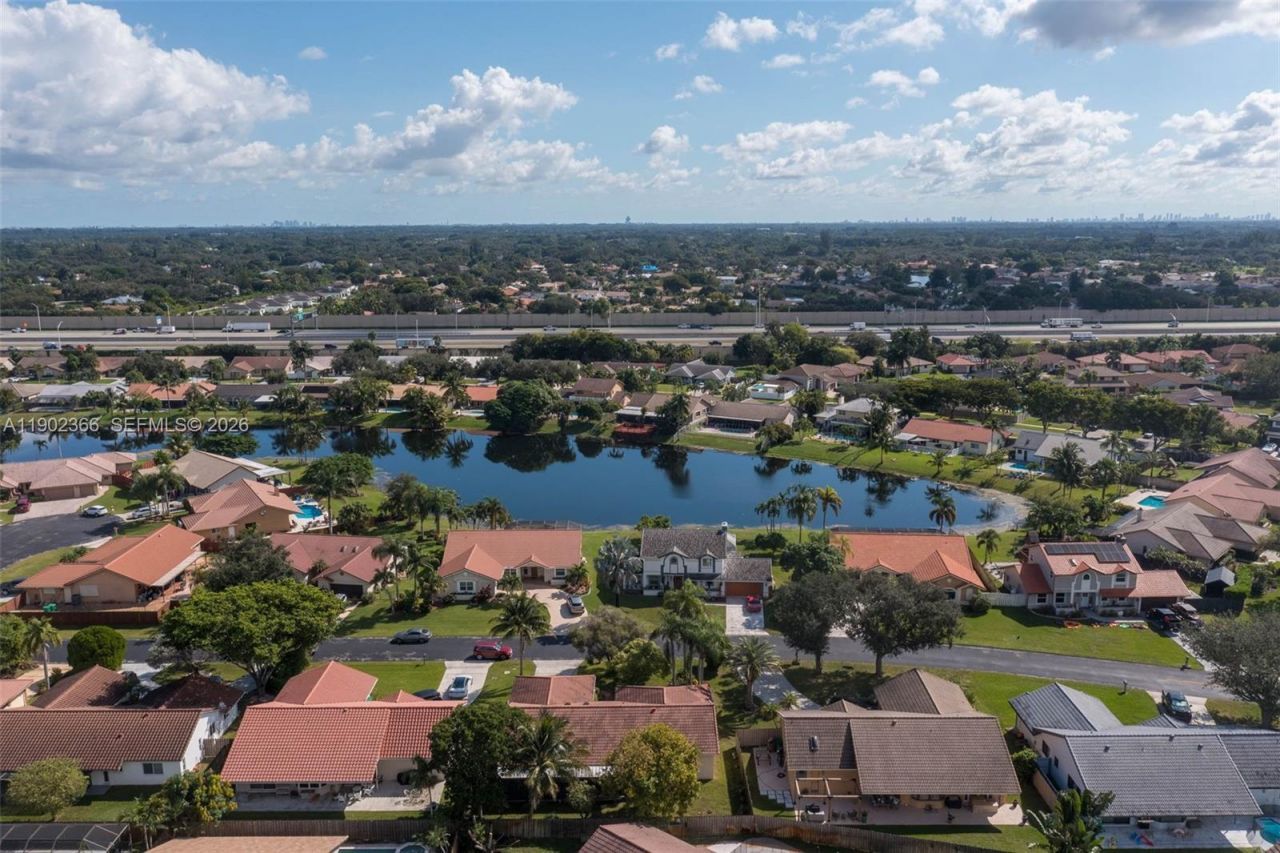 5641 Thistledown Ter, Davie, FL 33331 Photo