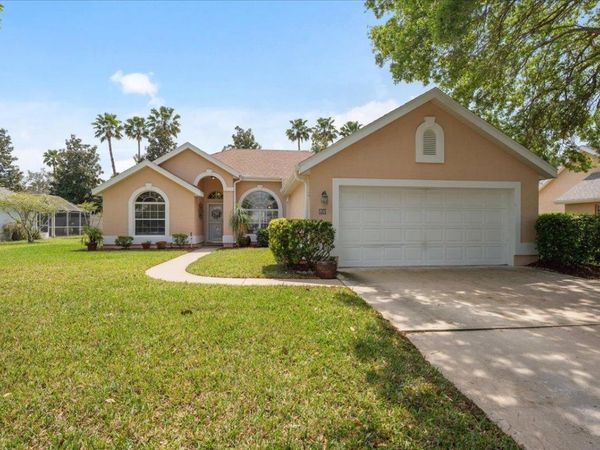 60 Anastasia Lakes Dr, St Augustine, FL 32080