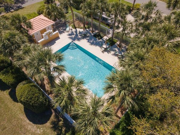 60 Anastasia Lakes Dr, St Augustine, FL 32080