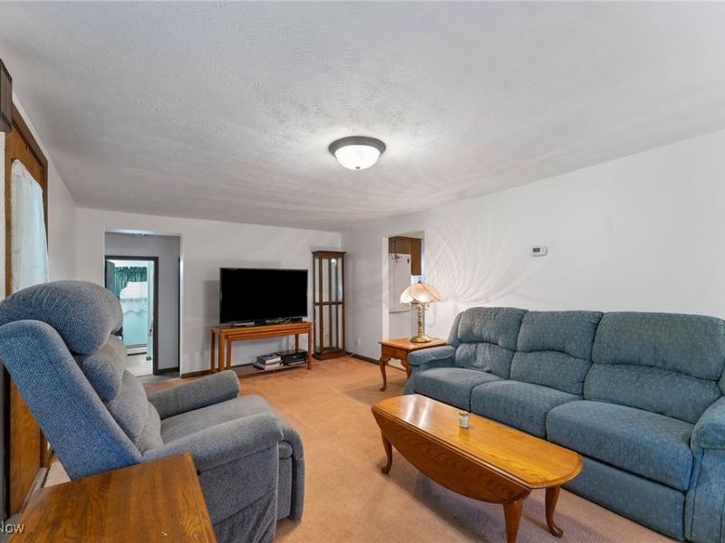 365 Lyons Avenue, East Palestine, OH 44413 Photo 12