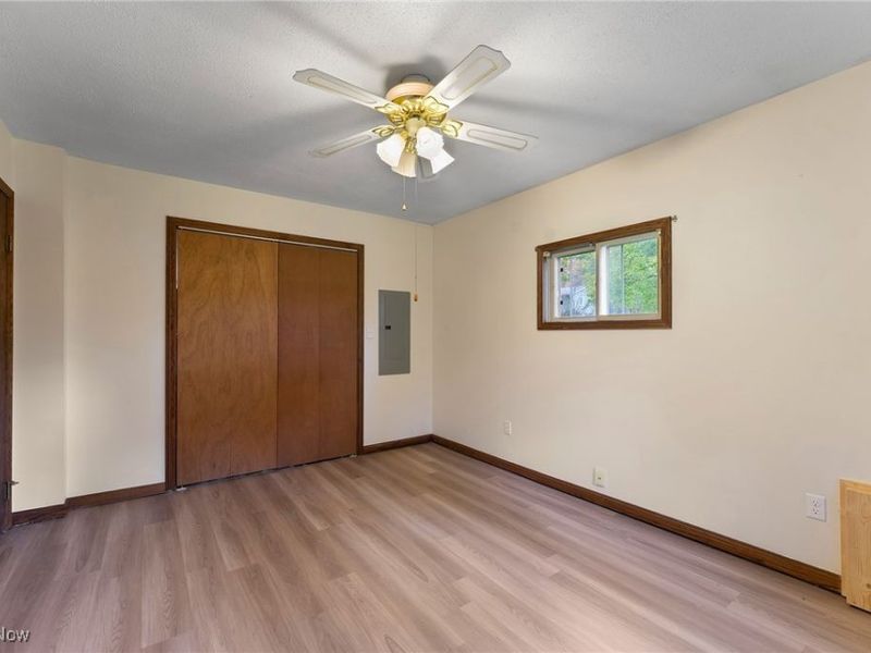 365 Lyons Avenue, East Palestine, OH 44413 Photo 14