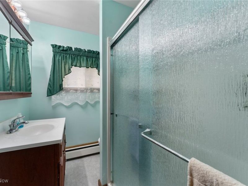 365 Lyons Avenue, East Palestine, OH 44413 Photo 17