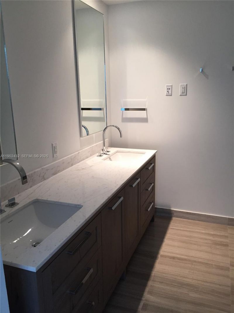 350 Ocean Dr, Unit 704N, Key Biscayne, FL 33149 Photo