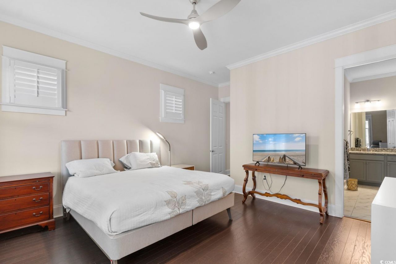 847 Iris St. Photo 14