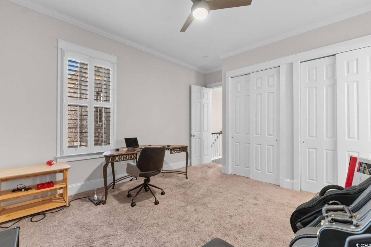 847 Iris St. Photo 22