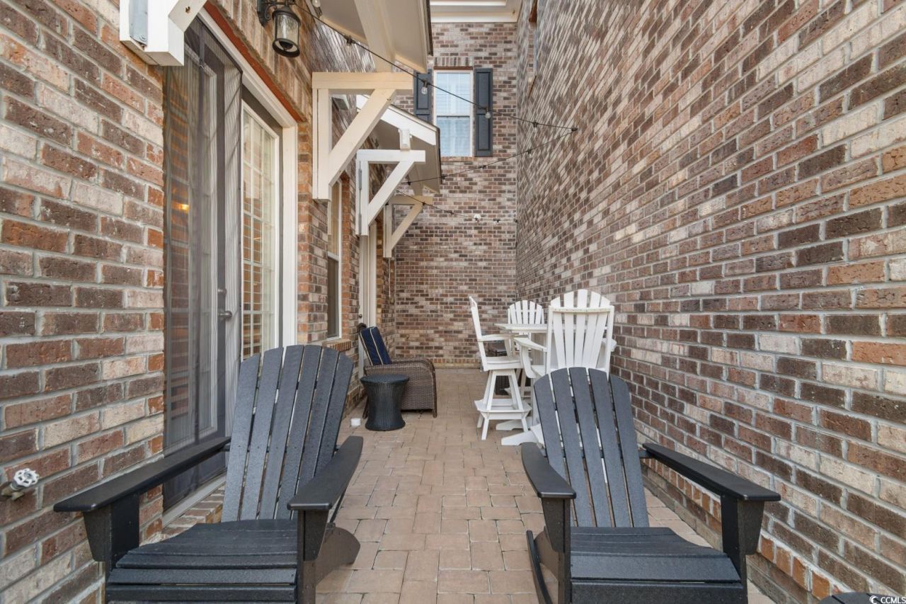 847 Iris St. Photo 30