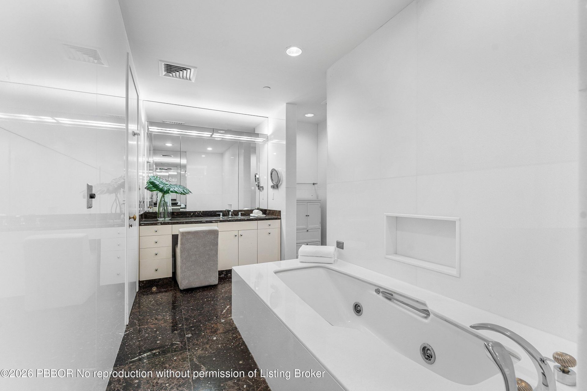 2 N Breakers Row N, Unit PH4, Palm Beach, FL 33480 Photo