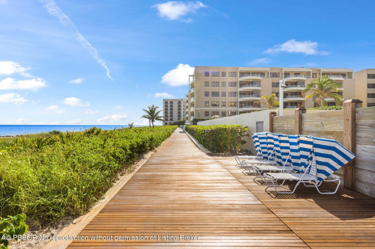 2 N Breakers Row N, Unit PH4, Palm Beach, FL 33480 Photo