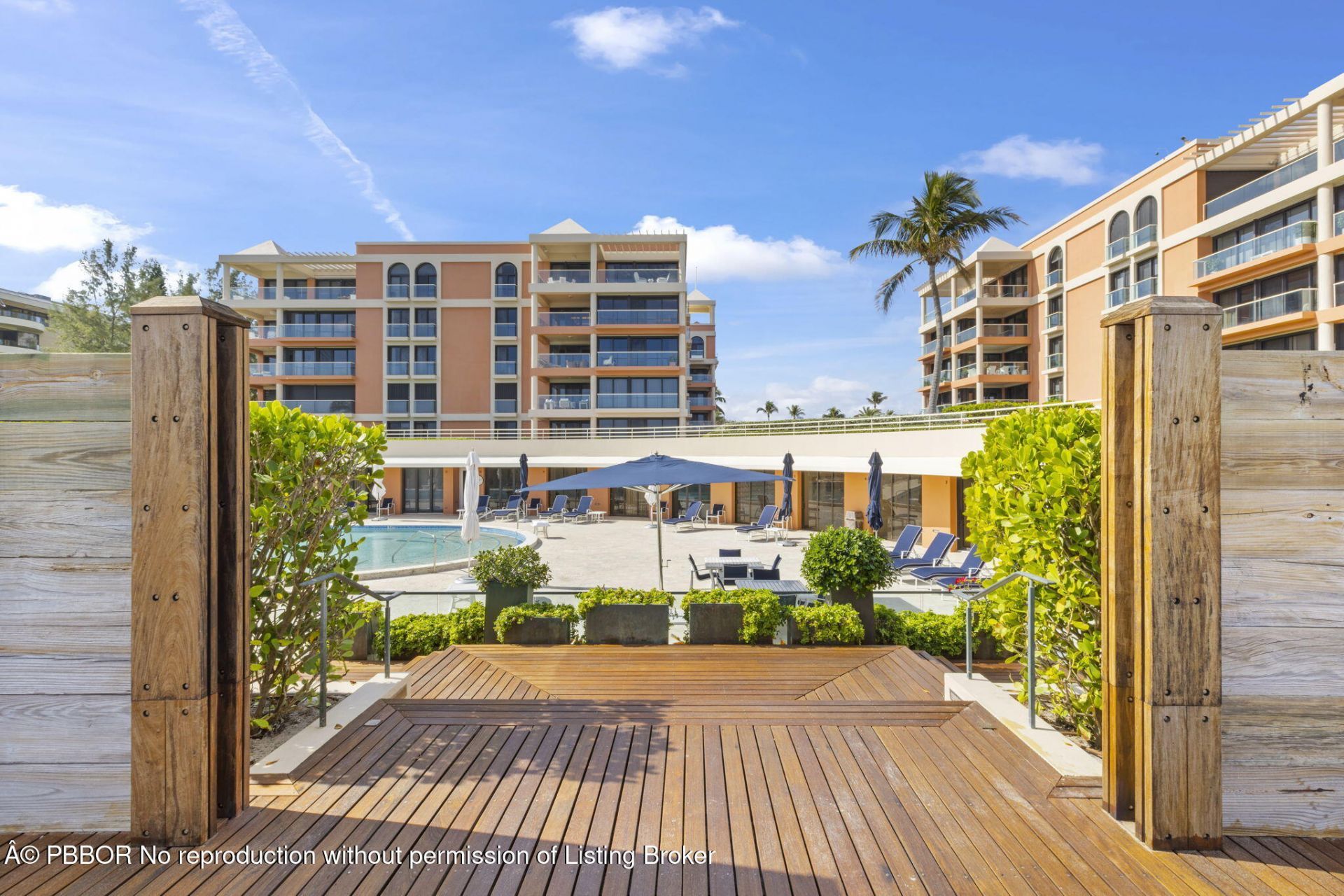 2 N Breakers Row N, Unit PH4, Palm Beach, FL 33480 Photo