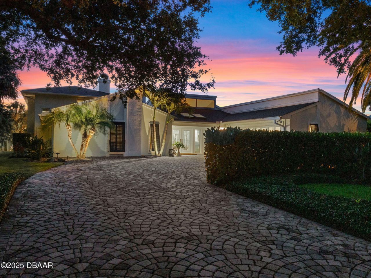 1215 Commodore Drive, New Smyrna Beach, FL 32168 Photo