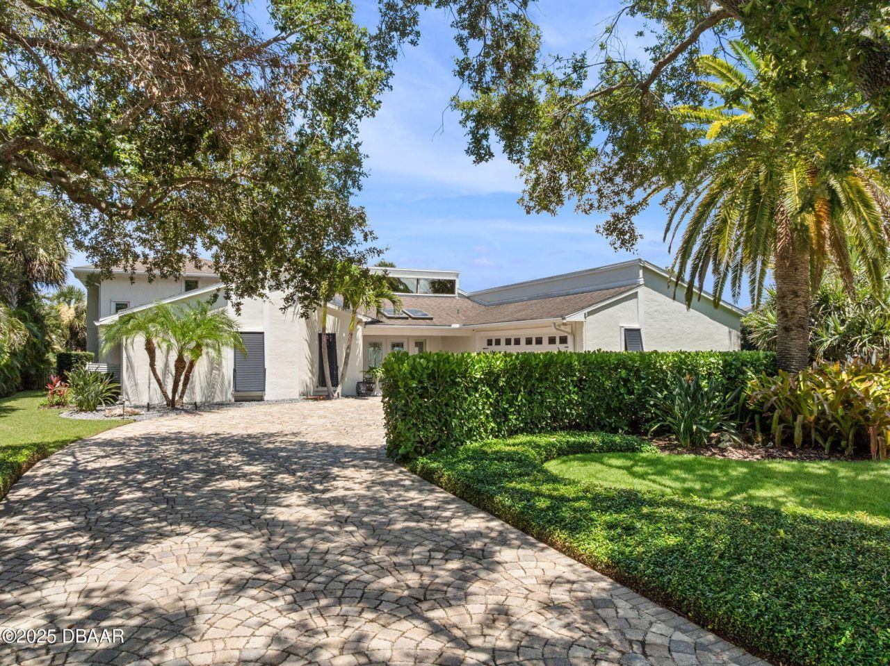 1215 Commodore Drive, New Smyrna Beach, FL 32168 Photo