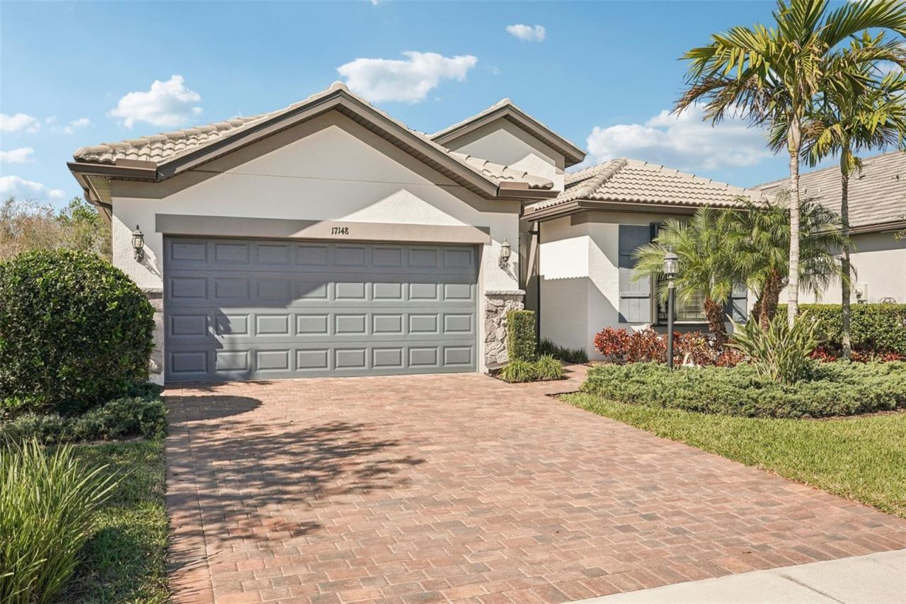17148 Hampton Falls Terrace, Bradenton, FL 34202 Photo