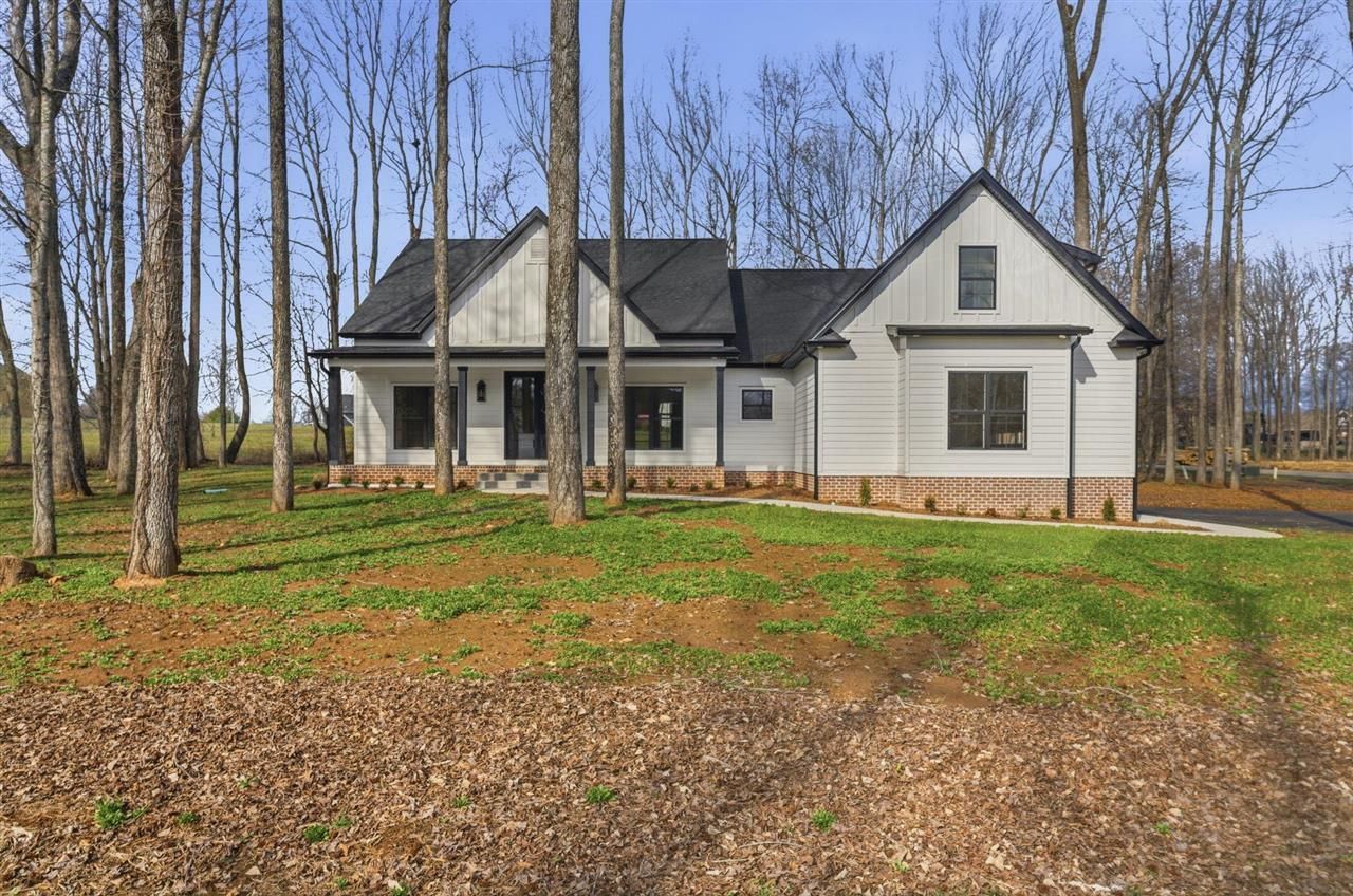 210 Cottage Stone Boulevard, Alvaton, KY 42122 Main Photo