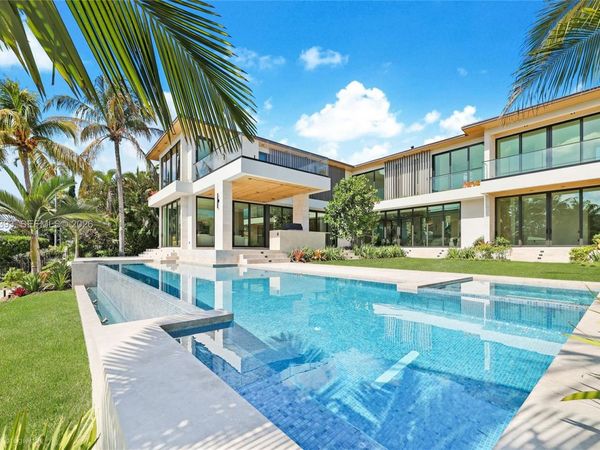 770 Lake Rd, Miami, FL 33137