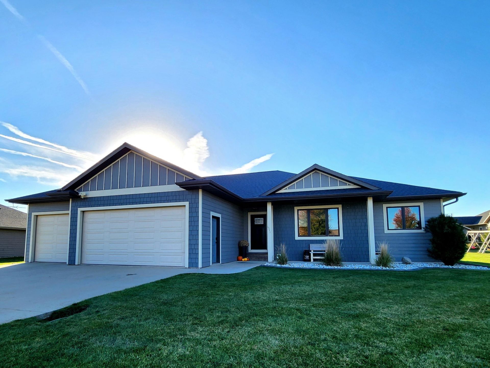1311 Aspen St., Hull, IA 51239 Main Photo