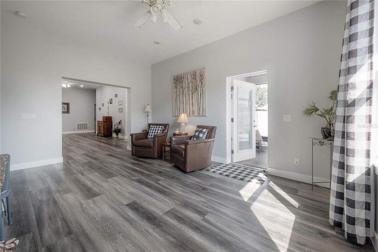 5619 25th Street W, Bradenton, FL 34207 Photo