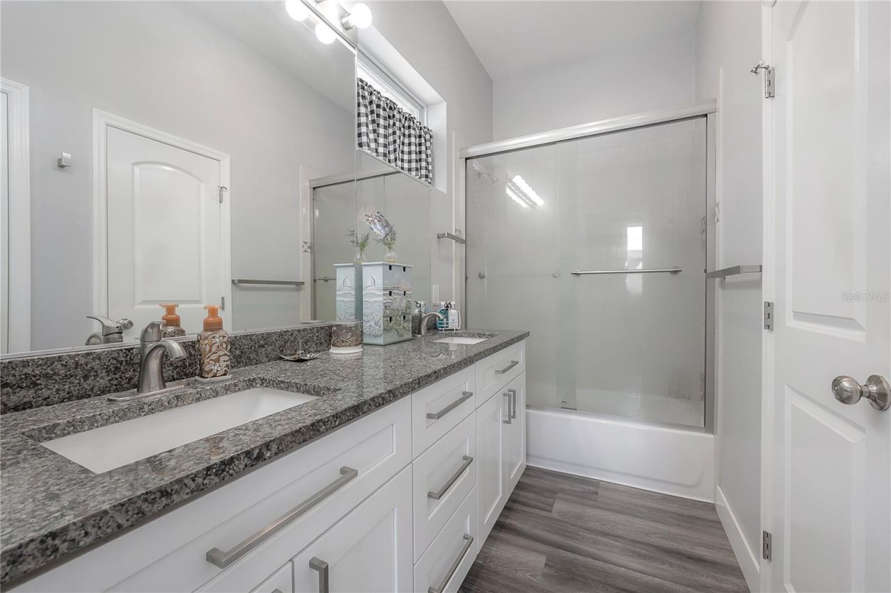 5619 25th Street W, Bradenton, FL 34207 Photo