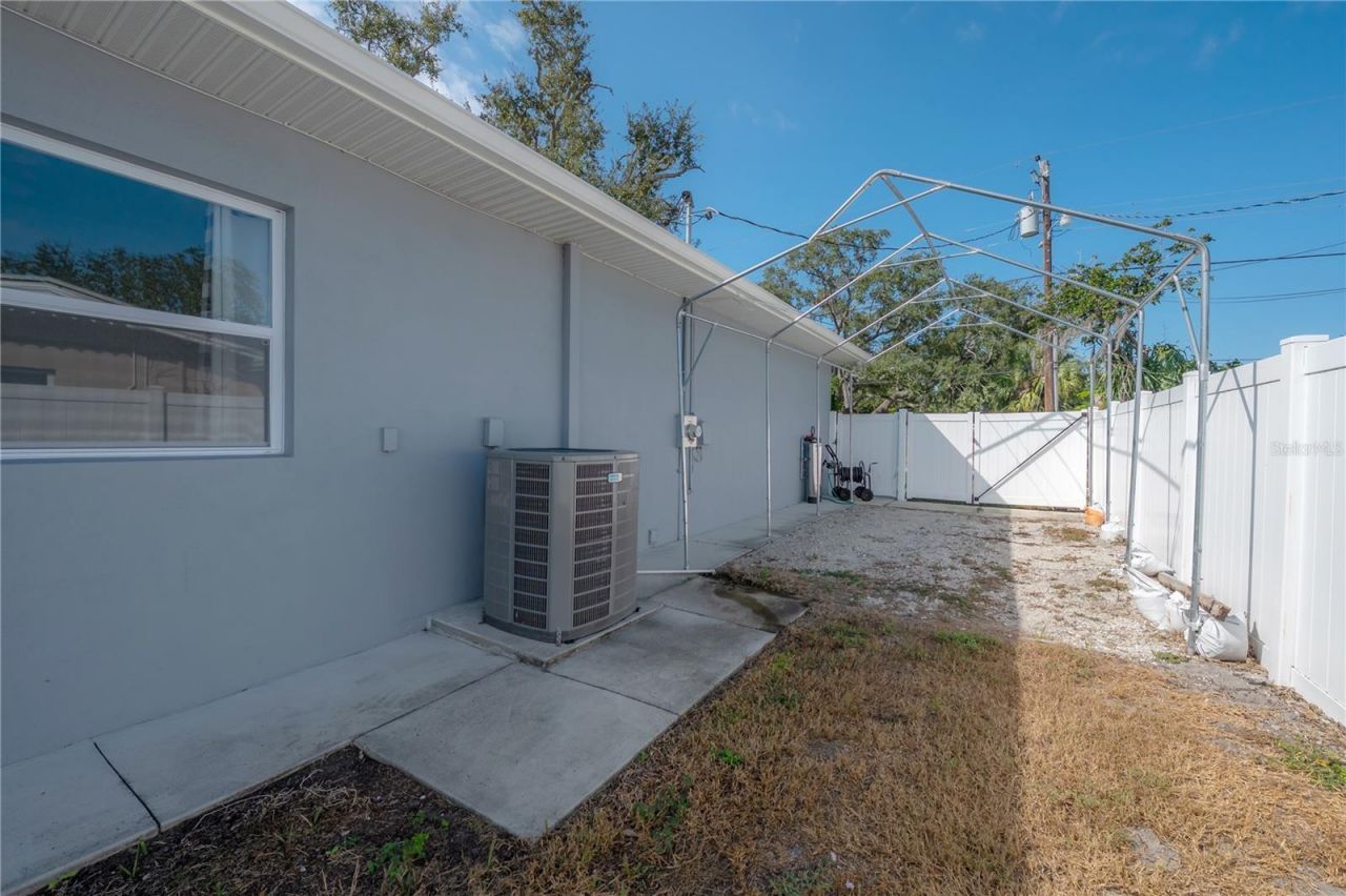5619 25th Street W, Bradenton, FL 34207 Photo