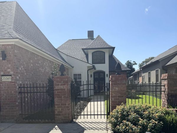 21065 Waterfront East Dr, Maurepas, LA 70449