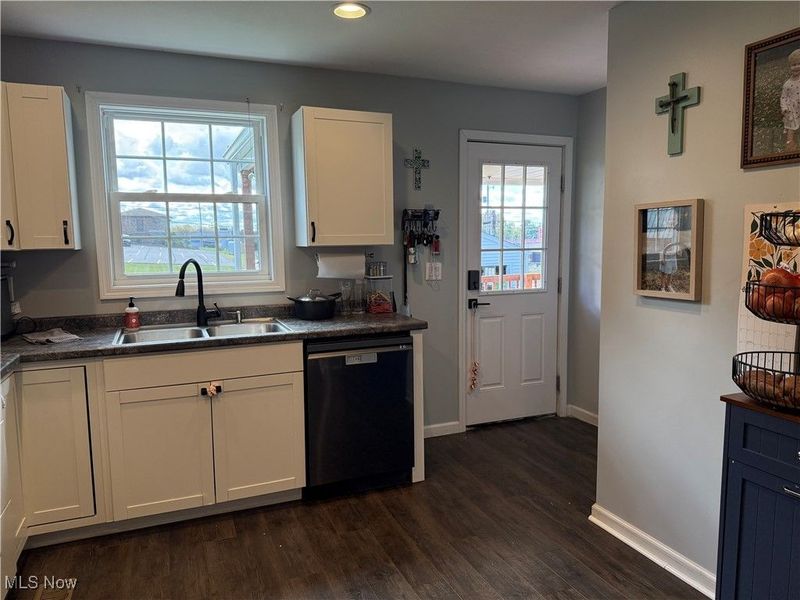 910 Orchard Hill Road, Zanesville, OH 43701 Photo 12