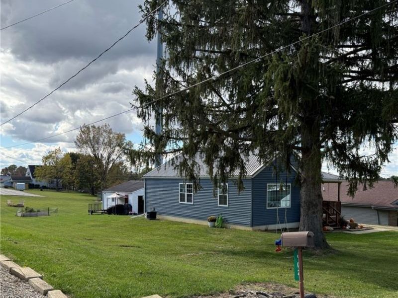 910 Orchard Hill Road, Zanesville, OH 43701 Photo 3