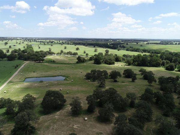 18000 Farm to Market 112, Thrall, TX 76578