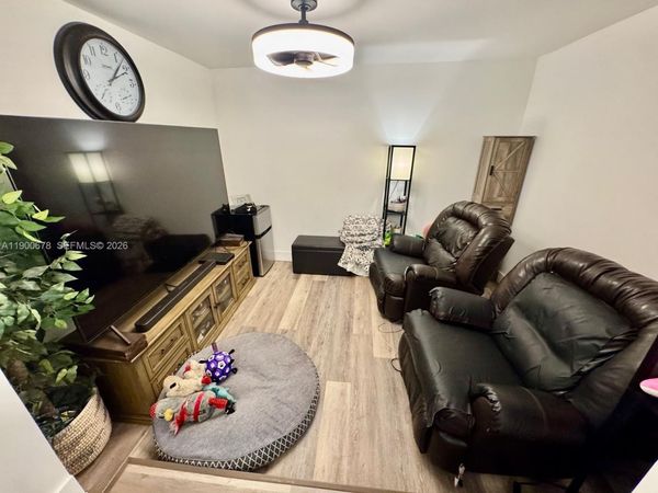 2626 Garfield St, Hollywood, FL 33020