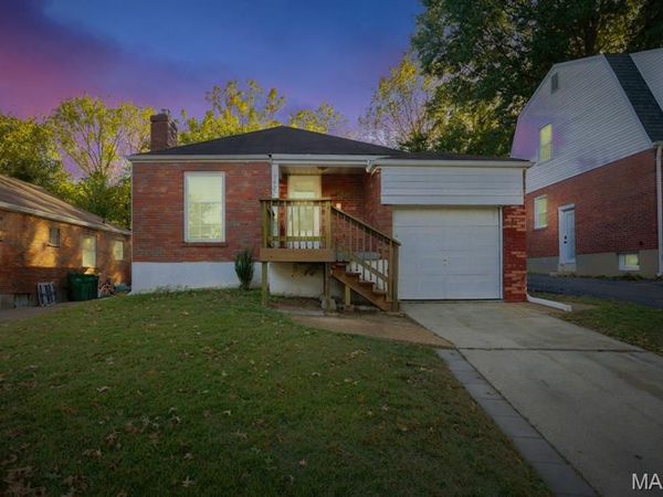 7422 Leadale Drive, St Louis, MO 63121