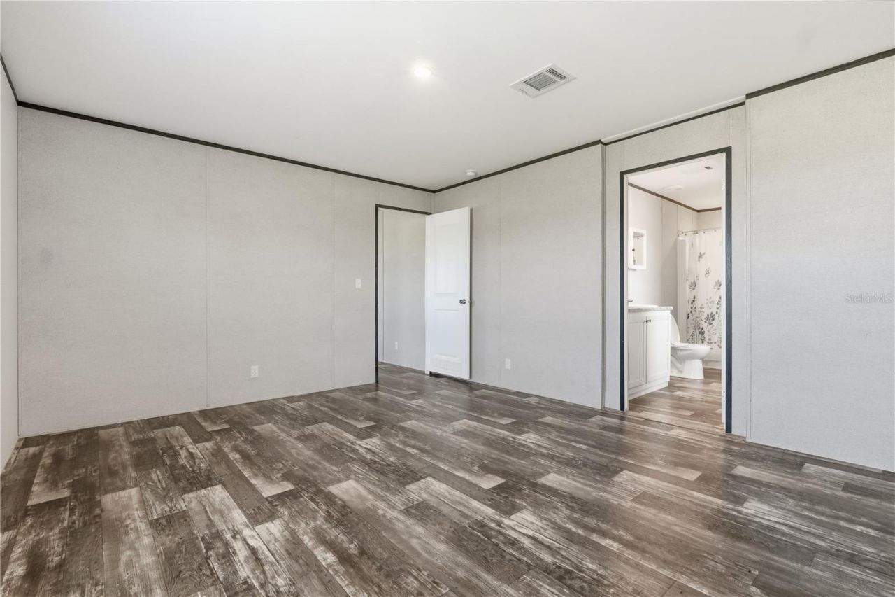 9870 SW 62nd Court, Trenton, FL 32693 Photo