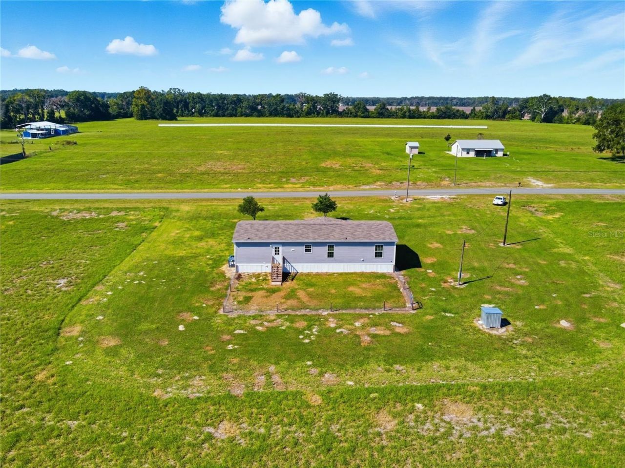 9870 SW 62nd Court, Trenton, FL 32693 Photo