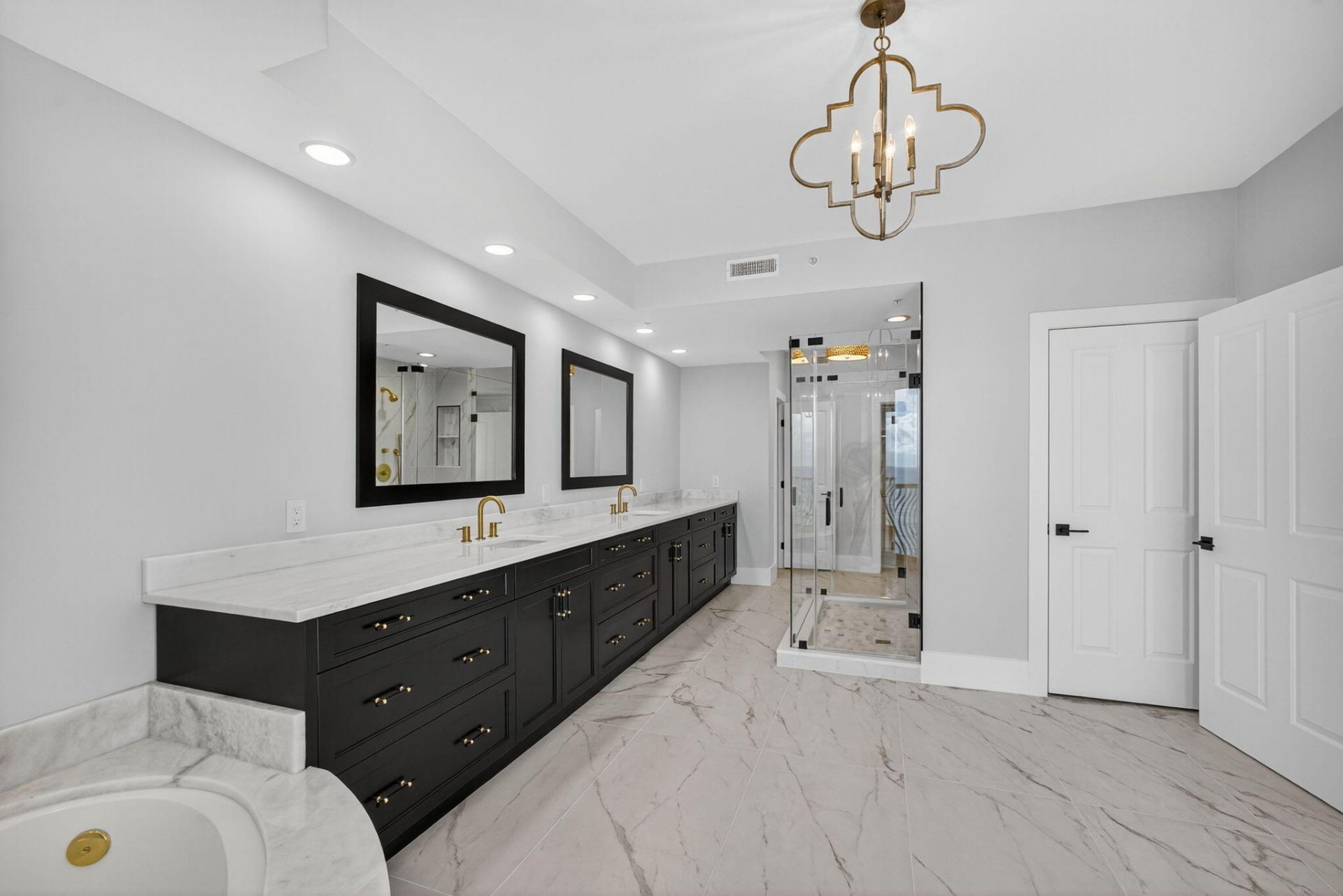 5150 N Ocean Drive, Unit 1201, Singer Island, FL 33404 Photo