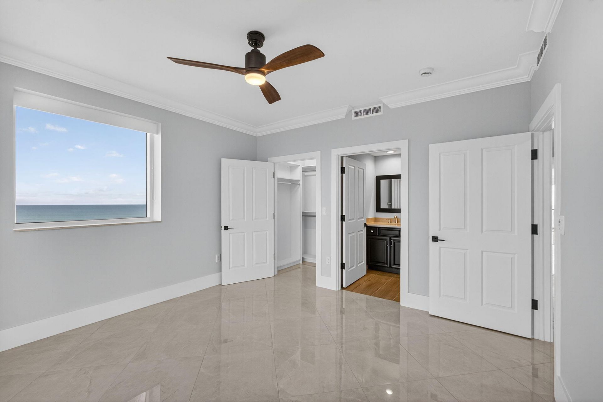 5150 N Ocean Drive, Unit 1201, Singer Island, FL 33404 Photo